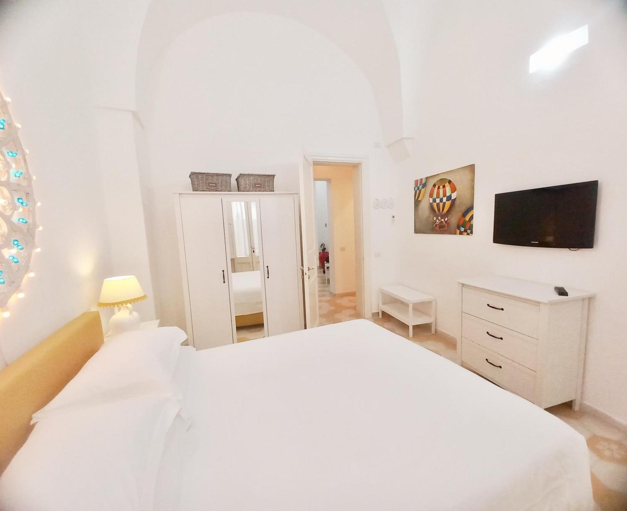Li Frati Casa Vacanze Лечче Екстер'єр фото