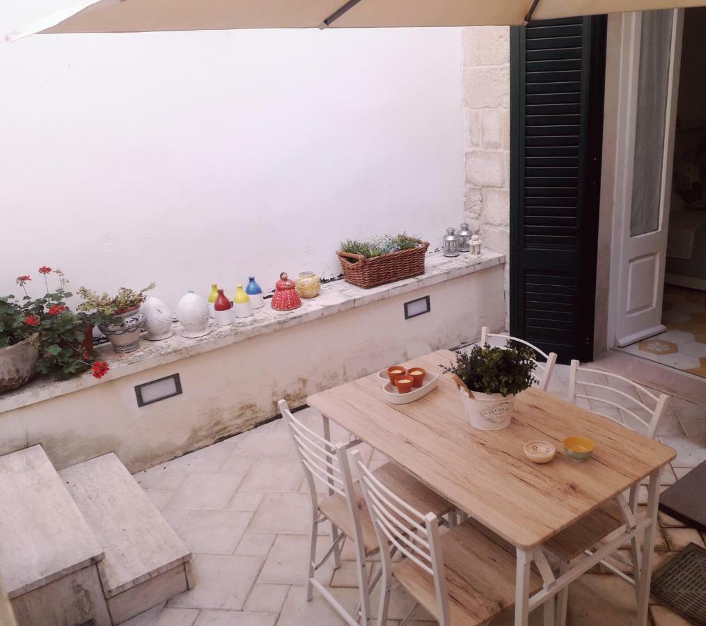 Li Frati Casa Vacanze Лечче Екстер'єр фото